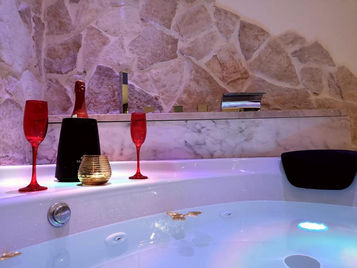 Villa Mina Con Vasca Idromassaggio Таранто Екстер'єр фото